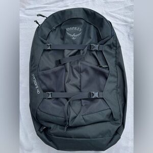 Osprey Fairpoint 40 carry on backpack.